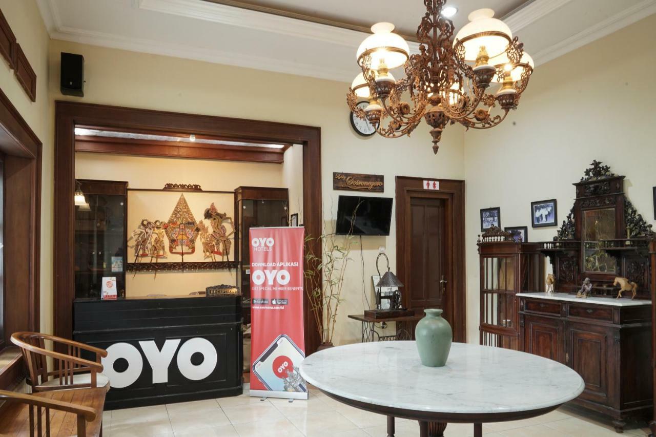 Oyo 804 Ndalem Maharani Guest House Yogyakarta Dış mekan fotoğraf