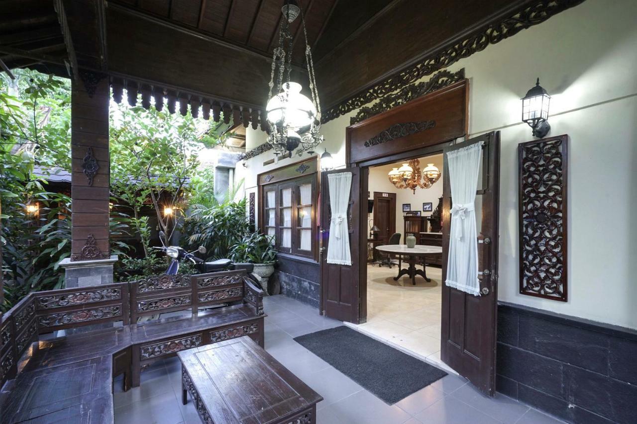 Oyo 804 Ndalem Maharani Guest House Yogyakarta Dış mekan fotoğraf